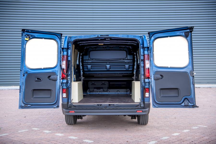 Багажник Renault Trafic Van (X82) 2019 года  (UK) (фото 8 из 42)